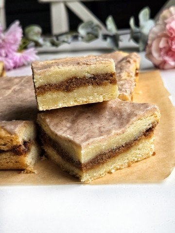 Brown Sugar Cinnamon Pop Tart Bars